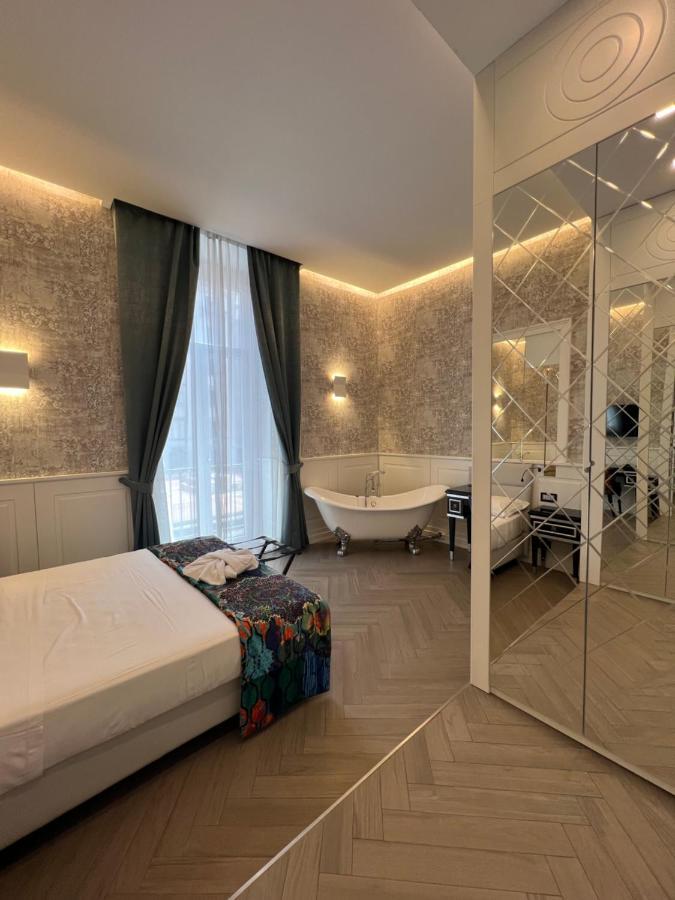 Relais Piazza Vittoria Bed & Breakfast Napoli Ngoại thất bức ảnh