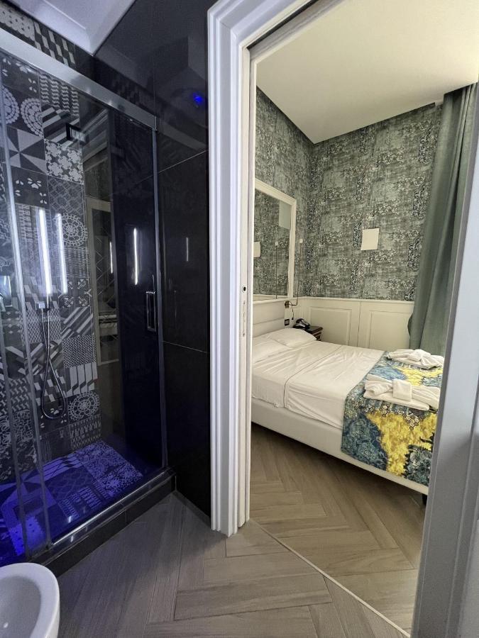 Relais Piazza Vittoria Bed & Breakfast Napoli Ngoại thất bức ảnh